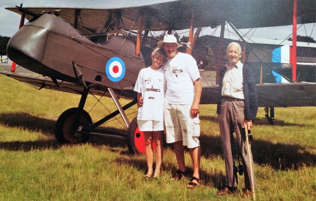 DH2 @farnborough.jpg