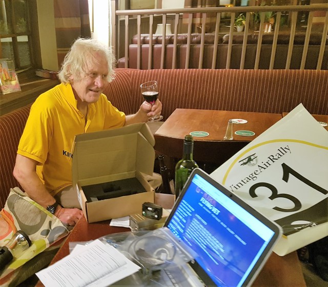 20161017-transponder-arrival